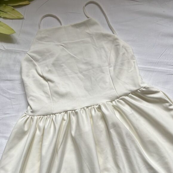 ⭐️NWT FANCYINN spaghetti strap backless mini skater dress⭐️ - Picture 8 of 11